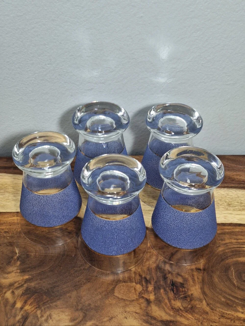 VTG MCM 50s-60s Textured Lavender Gold Trim Set Of 5 Shot Glasses Barware Tiki